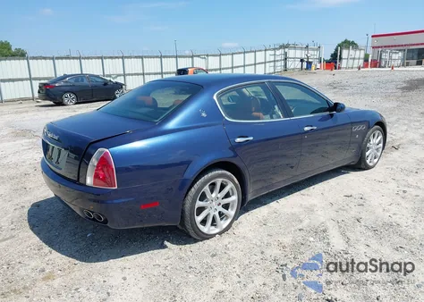 2008 Maserati Quattroporte из США, поврежденный, VIN ZAMFE39A180033329